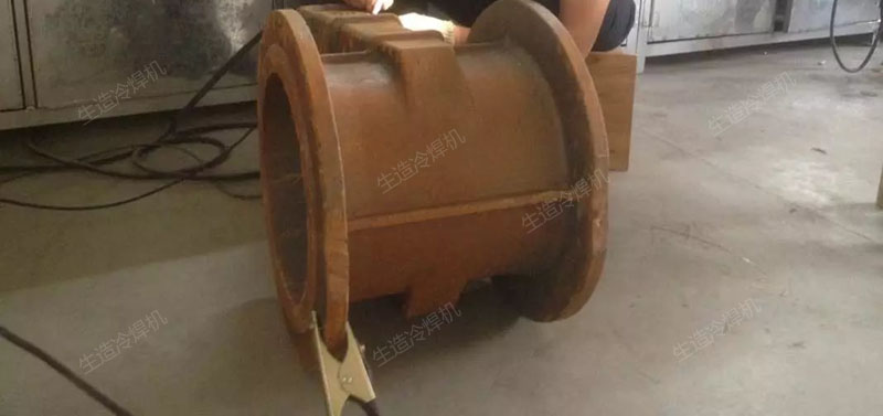 缺陷泵体