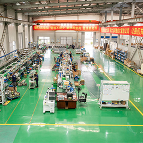 91精品国产91久久久久水蜜桃机电一车间全景